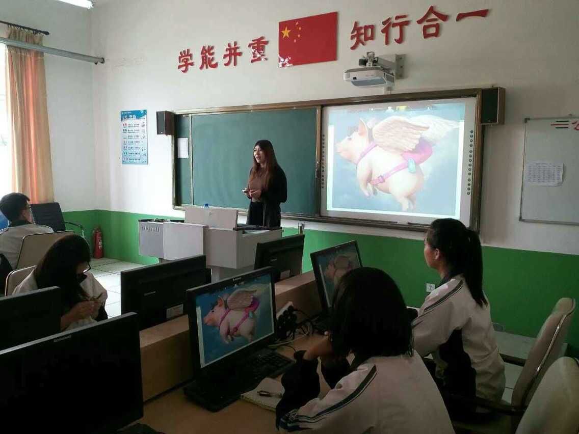 乐好集团副总经理,乐好千秋职业装总经理崔正千秋女士 乐好集团副总经理,乐好千秋职业装总经理崔正千秋女士