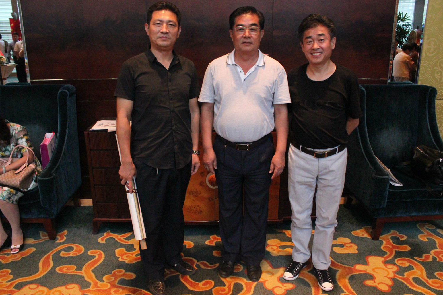 三位崔氏历史文化研究会副会长崔树彬先生（左）、崔连弟先生（中）、崔金平先生（右）