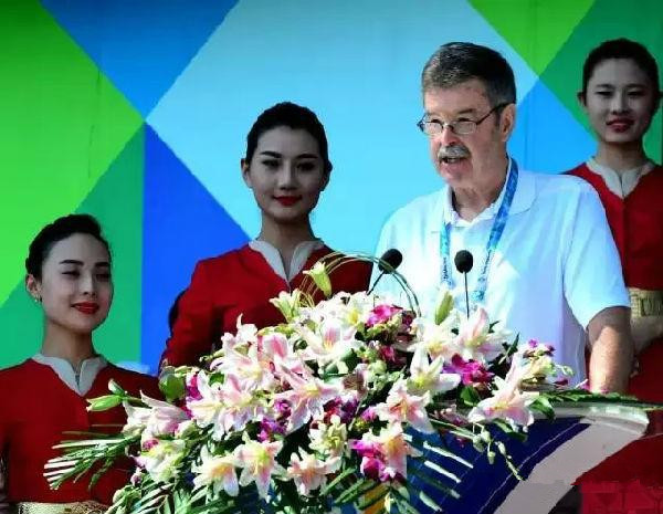 世界休闲组织主席罗杰&middot;科尔斯