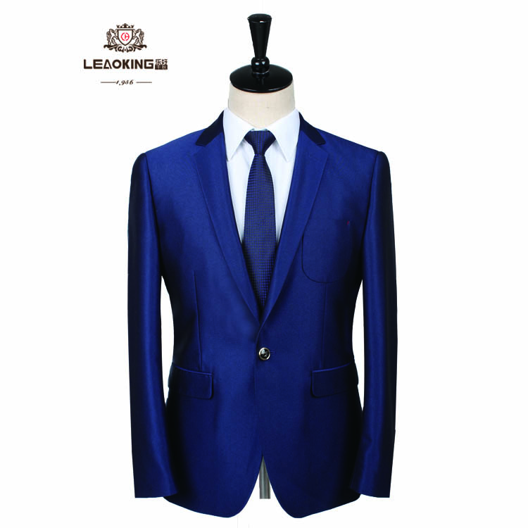 如何根据自身条件选择西服定制