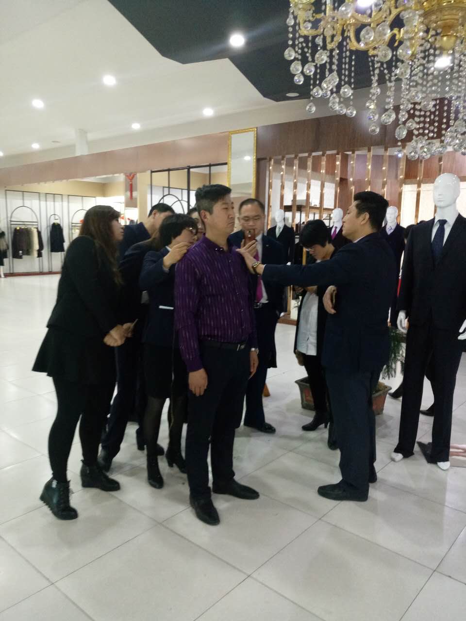 西服定制福利来袭之量体知识培训
